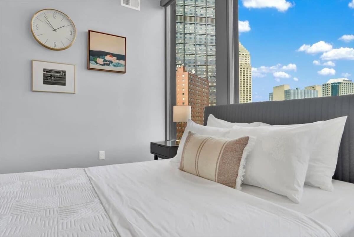 Cozysuites Spacious 2Br, Ppg Paints Arena, Pitts Pittsburgh Eksteriør billede