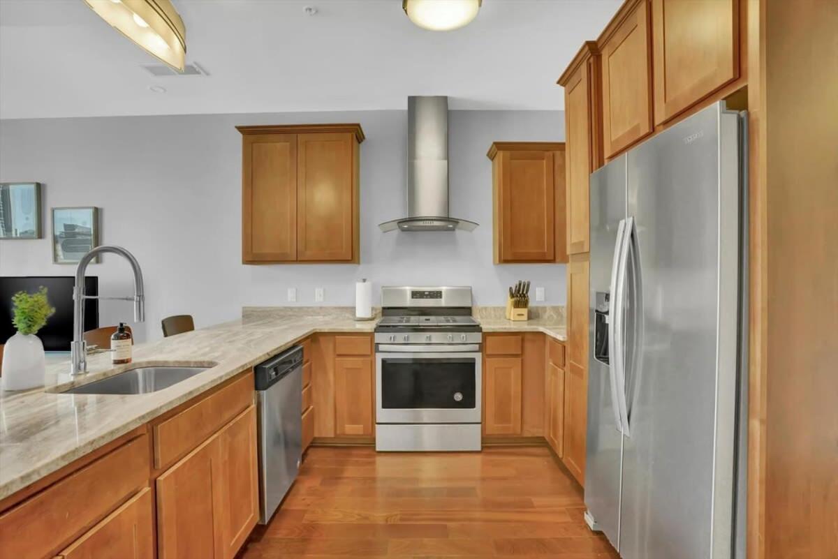 Cozysuites Spacious 2Br, Ppg Paints Arena, Pitts Pittsburgh Eksteriør billede