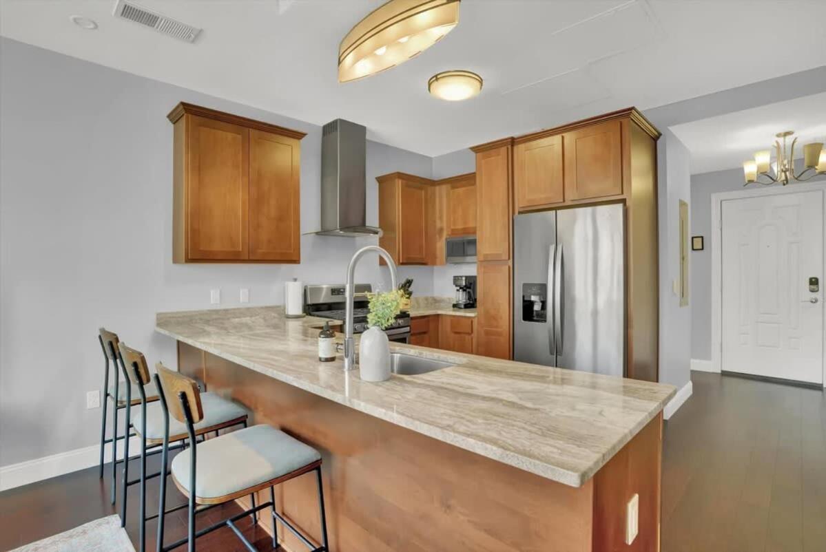 Cozysuites Spacious 2Br, Ppg Paints Arena, Pitts Pittsburgh Eksteriør billede